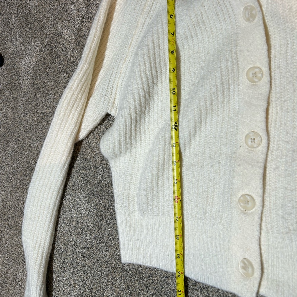 Pair of Universal Thread sweaters Cream cardi/Brown cropped crewneck - Picture 8 of 9